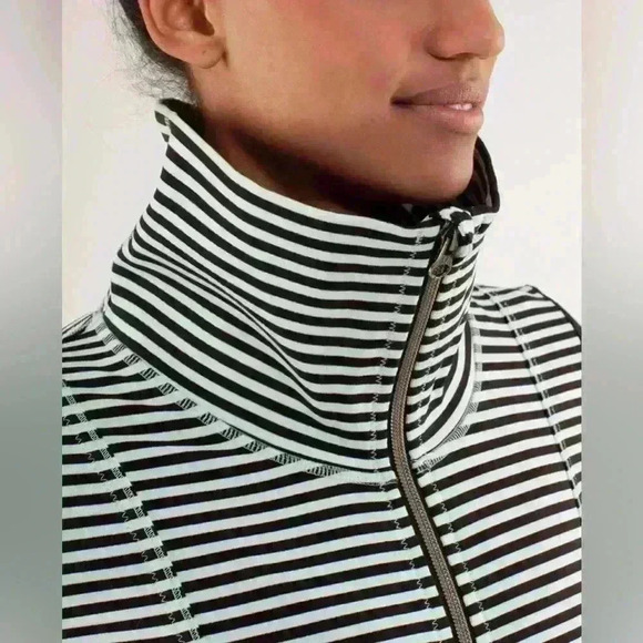 LULULEMON Daily Yoga Jacket Classic Stripe Mint Moment Black / Black Sz. 6 - Picture 4 of 16